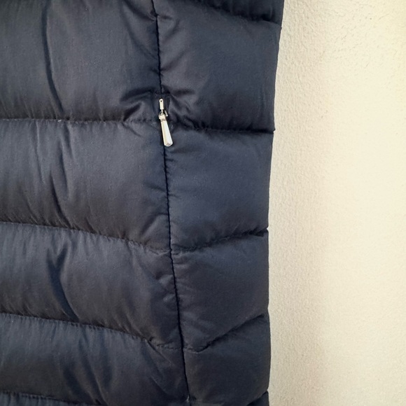 SWIMS copenhagen motion lite down vest LARGE - Picture 6 of 11